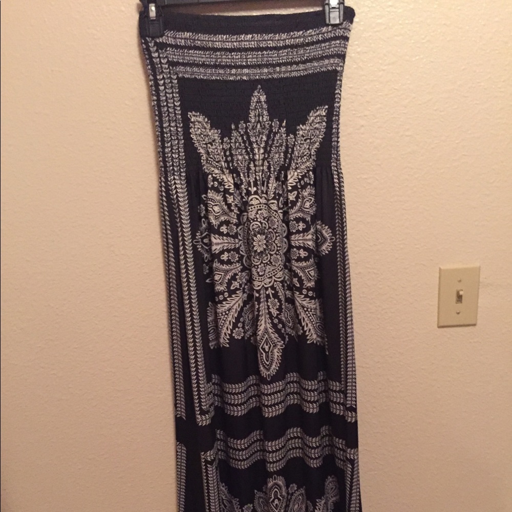Long strapless dress - Picture 2 of 2